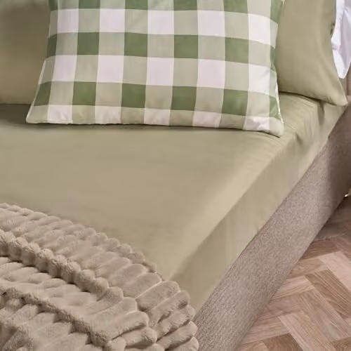 OHS Ultra Soft Microfibre Plain Fitted Bed Sheet, Green, W/D/H: 150 x 200 x 25 cm