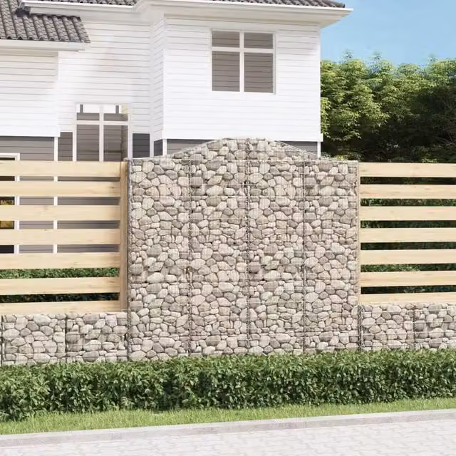 Berkfield Home Arched Gabion Basket in Silver Galvanised Steel, W: 200 cm, D: 30 cm, H: 200-220 cm