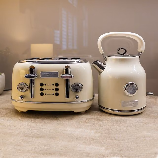 Charles Bentley Kettle and 4 Slice Toaster Set with 1.7 l Capacity in Beige