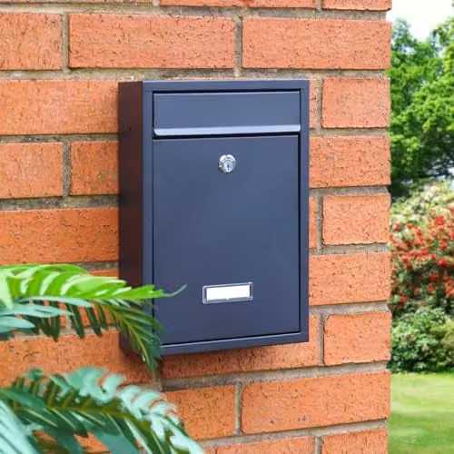mysmartbuy Black Wall Mounted Lockable Steel Letterbox H32 x W22 x D8.5 cm