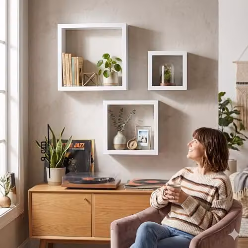 Orsina Set of 3 White MDF Wall Mounted Cubes with Back Panel, Modern Floating Storage Shelves for Living Room or Home Office – 2