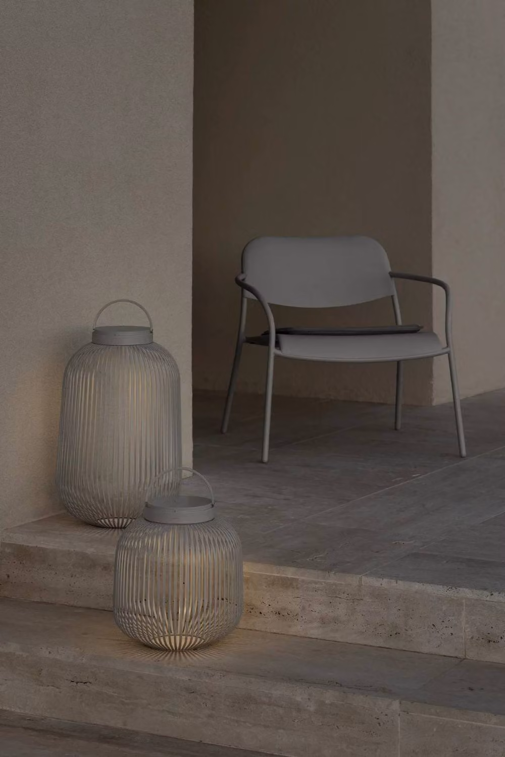 Blomus LITO Battery LED Tabletop Lantern Lamp in Granite Gray – 5