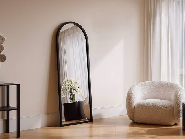 Vente-unique Large Arch Paulownia Wood Mirror in Black, W: 65 cm, H: 170 cm – 1