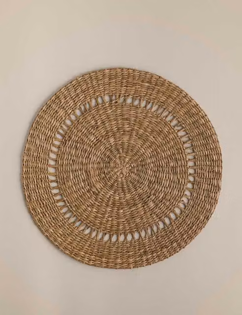 M&S Set of 4 Round Seagrass Placemats in Beige