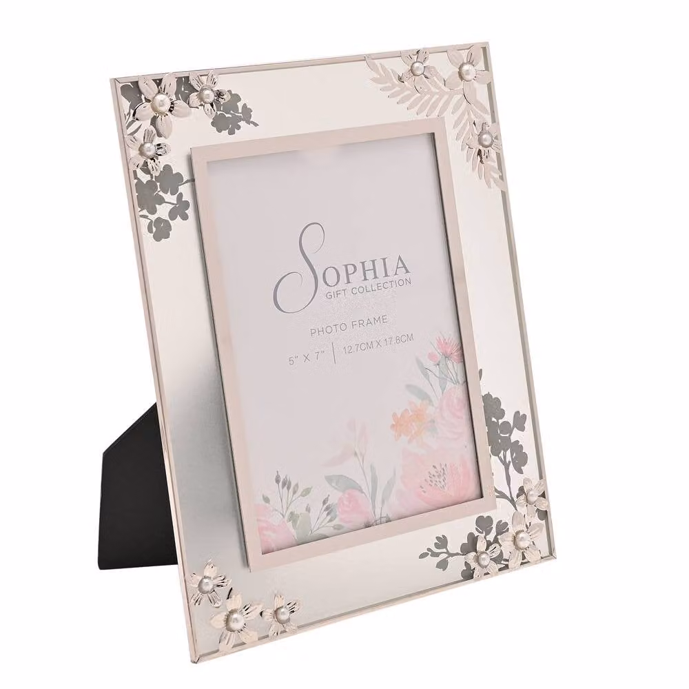 Sophia Classic Silver Floral Metal and Glass Single Tabletop Photo Frame, W: 12.7 cm, D: 1.0 cm, H: 17.78 cm