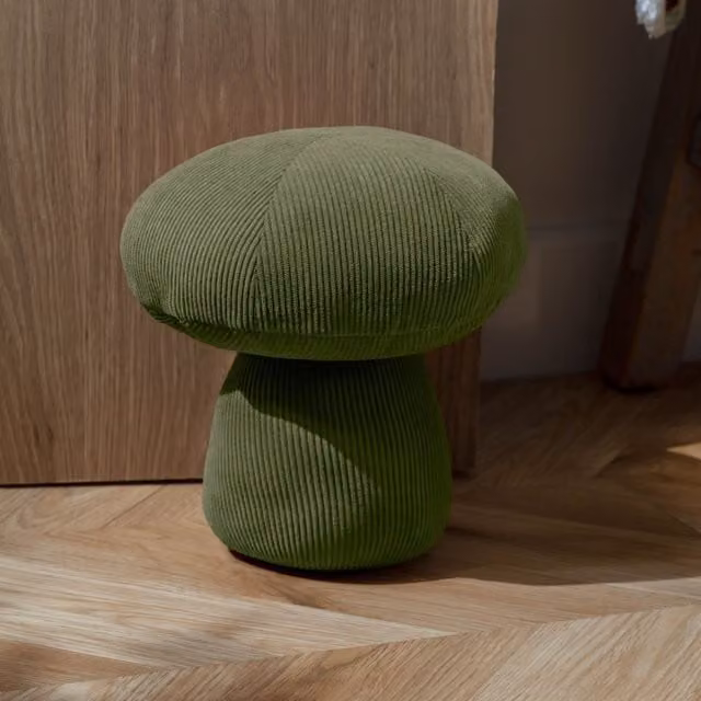 Wylder Nature Mushroom Corduroy Door Stop in Green, W/D/H: 23.0 x 23.0 x 23.0 cm