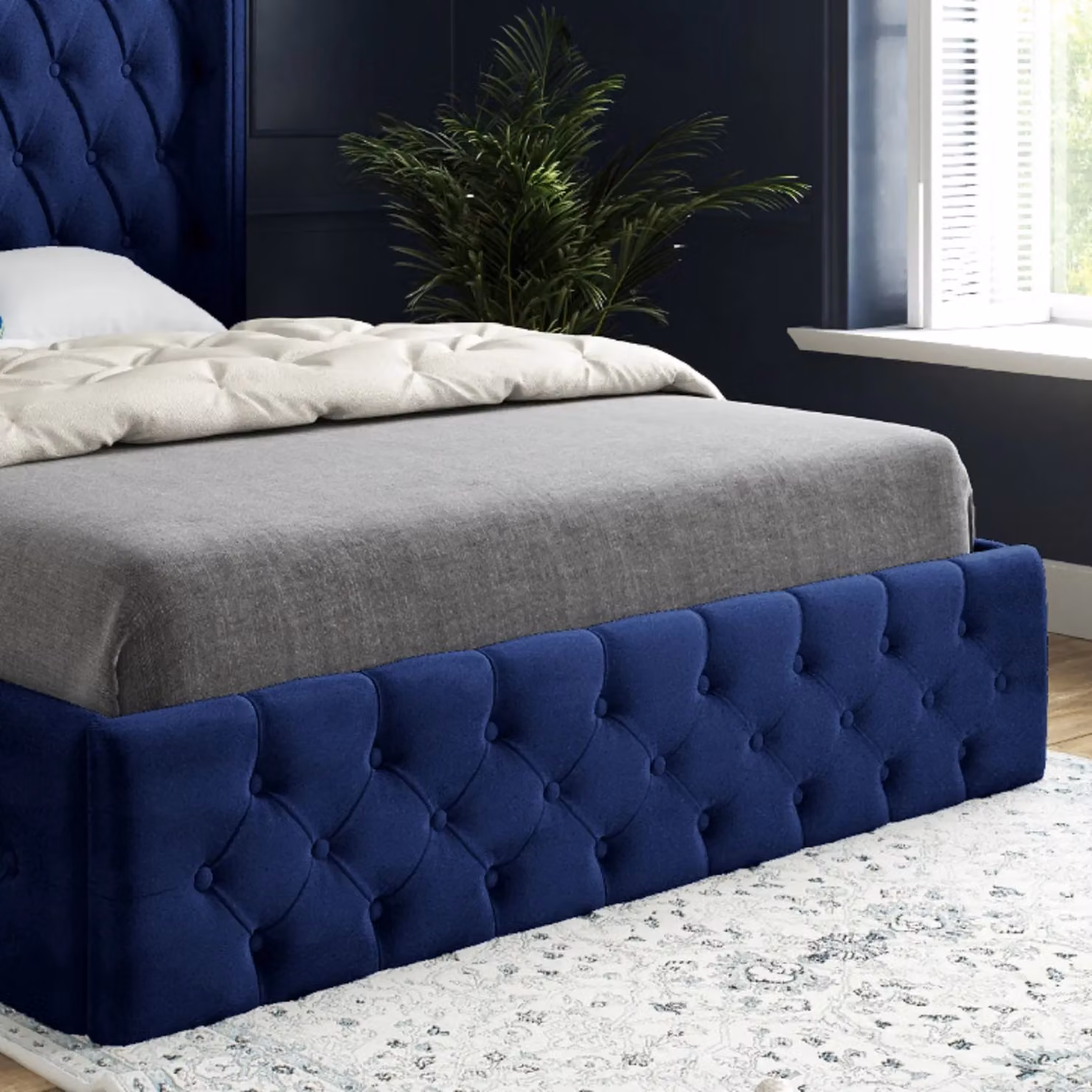 KDMD Turin Blue Velvet Upholstered Chesterfield Bed Frame, W: 140 cm, D: 200 cm, H: 137 cm – 3