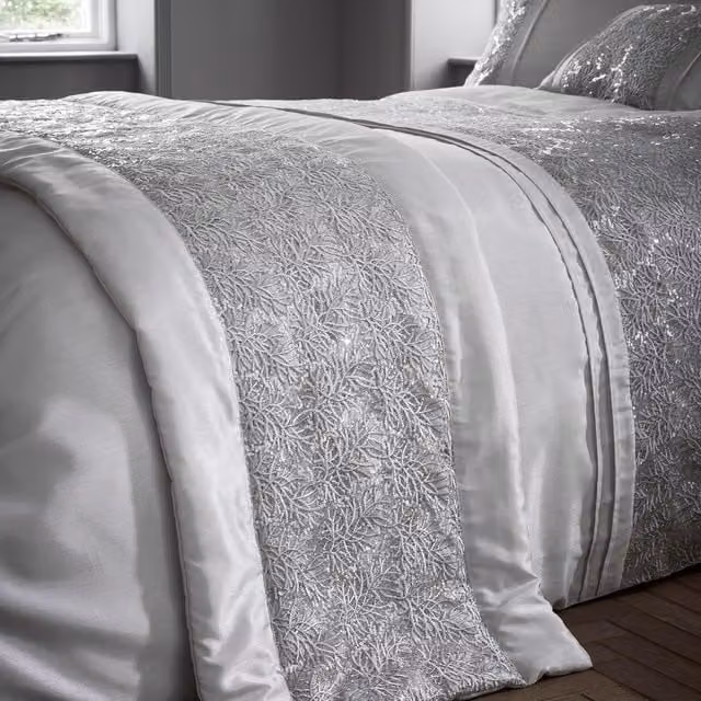 Portfolio Home Rouen Runner in Silver