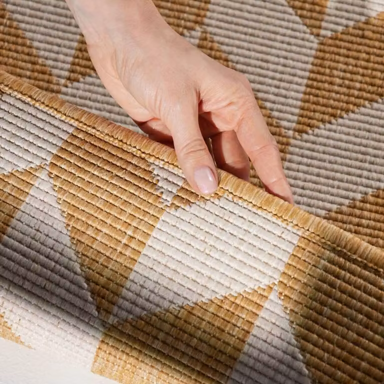 Ted Baker Terrick Reversible Indoor Outdoor Chevron Design Rug in Yellow, W/D: 200 x 300 cm