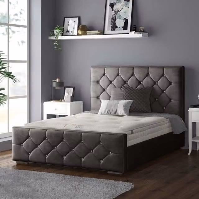 IH Design Chesterfield Upholstered Velvet Bed Frame in Grey, W/D/H: 90 x 190 cm
