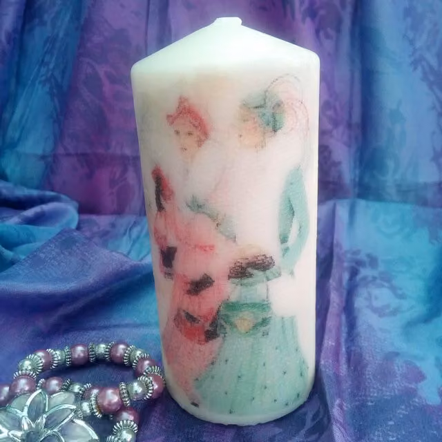 Viki White Vintage Style Pillar Candle