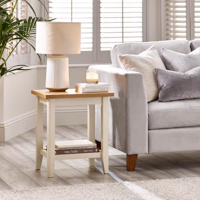 FurnitureboxUK Eden Rectangular Solid Wood Side Table in Light Oak Brown