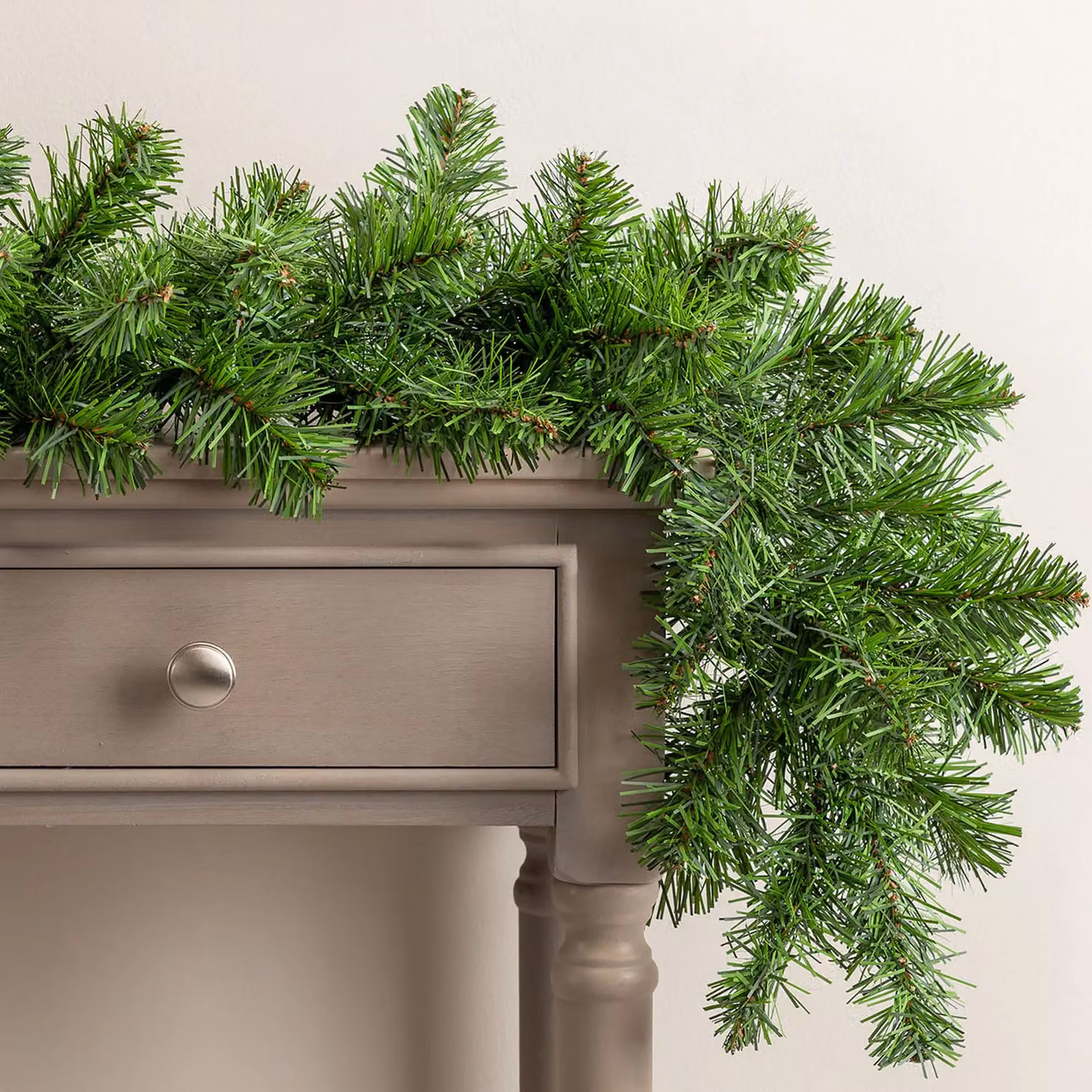 Christow Large Plain Green Artificial Pine Christmas Garland 270 cm – 2