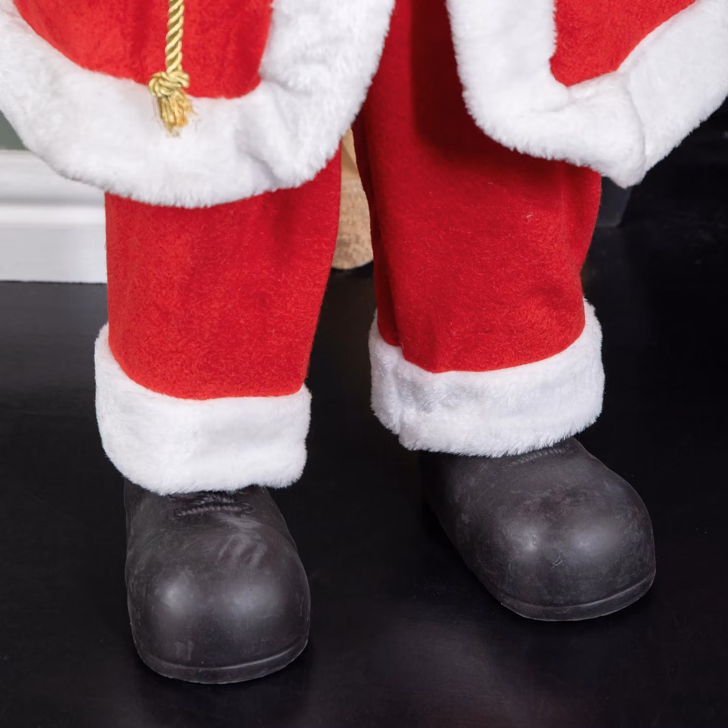 Samuel Alexander Classic Red Standing Santa Claus Christmas Decoration with Gift Sack, Height: 80 cm – 3