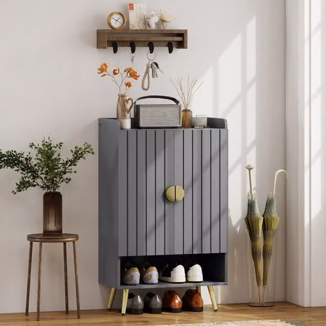 HOMCOM Modern Grey Shoe Cabinet with 2 Hinged Doors and Open Shelf