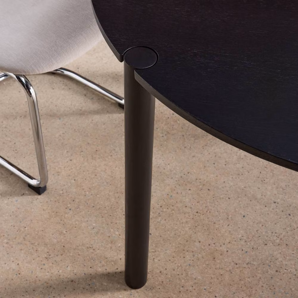 sweeek Round Rubberwood Dining Table in Black, Diameter: 120 cm, Height: 75 cm – 4