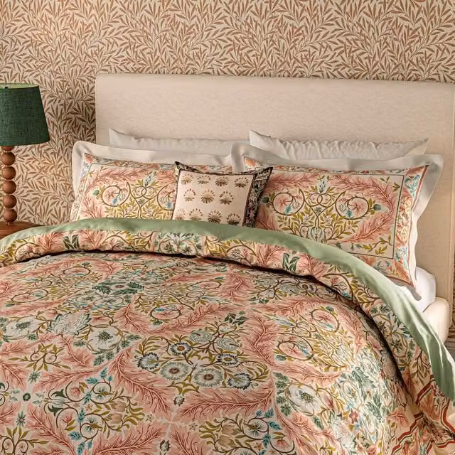 Morris & Co. Earthly Paradise Floral Cotton Percale Duvet Cover and Pillowcase Set, Pink and Green, W: 180 cm, H: 200 cm – 1