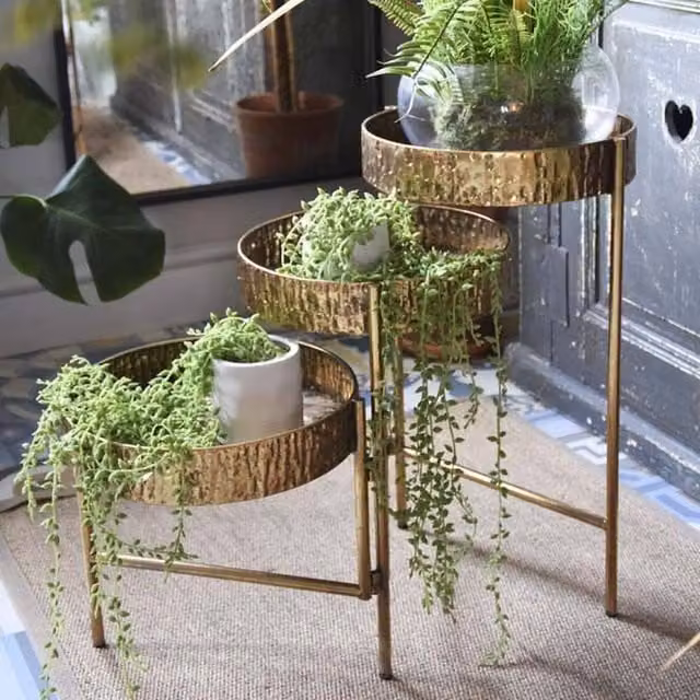Madison & Mayfair 3-Tier Antique Gold Metal Planter Stand – 1
