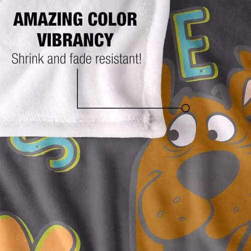 LOGOVISION Scooby Doo In The Middle Super Soft Silky Touch Fleece Throw Blanket, Multicolour, W: 152.4 cm x L: 127 cm – 3