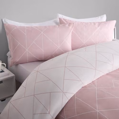 OHS Reversible Geometric Print Bedding Set in Pink, including Duvet Cover and Pillowcases – 1