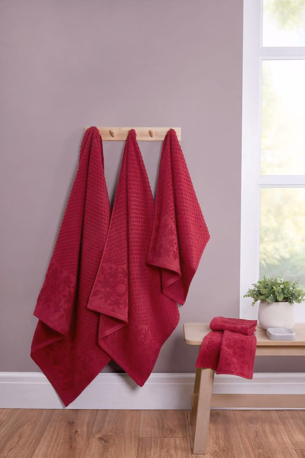 Rapport Home Versailles Jacquard Cotton Towel and Sheet Set in Red, Brown and Green Floral Design – 2
