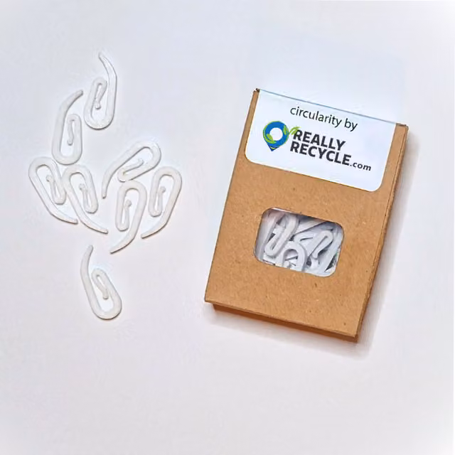 ReallyRecycle White Plastic Curtain Hooks
