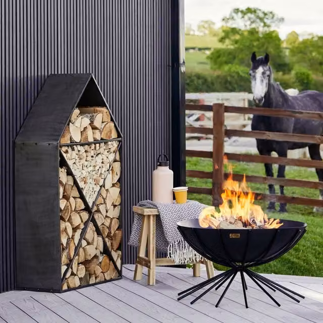 Ivyline House Sculptural Log Storage in Black Metal, H125 x W70 x D30 cm – 1
