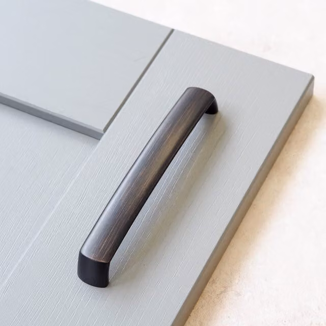 Handle & Home D-Bar Cabinet Handle in Brushed American Copper and Brown