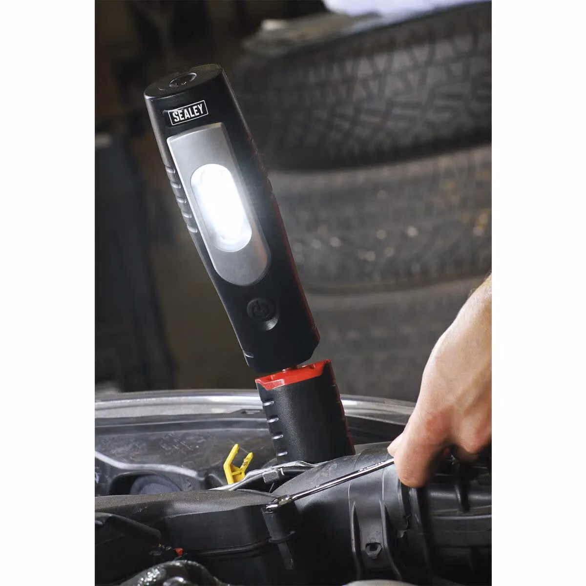 Sealey Loops Swivel Inspection Light with 7 SMD LED and 3W SMD LED, Rechargeable, Black – 2