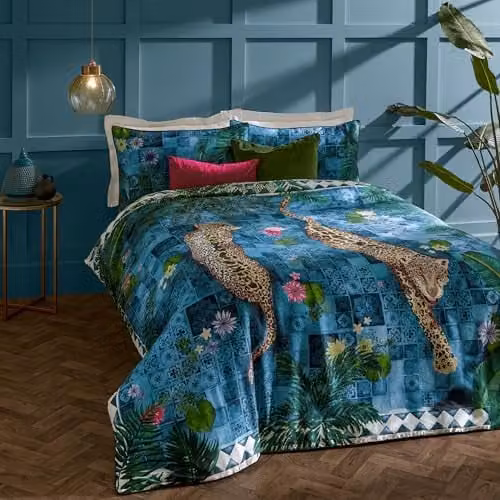 Paoletti Majorelle Reversible Moroccan Floral and Animal Print Duvet Cover Set in Blue and Green, W/H: 140 x 200 cm