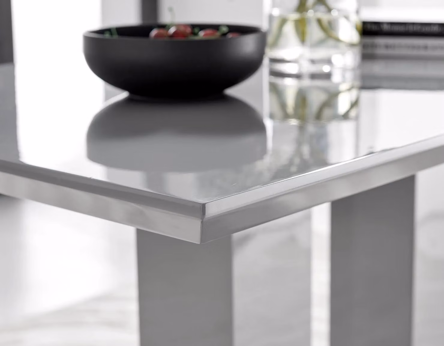 FurnitureboxUK Imperia Grey High Gloss 4 Seater Dining Table with 4 Silver Soft Velvet Leg Milan Chairs – 3