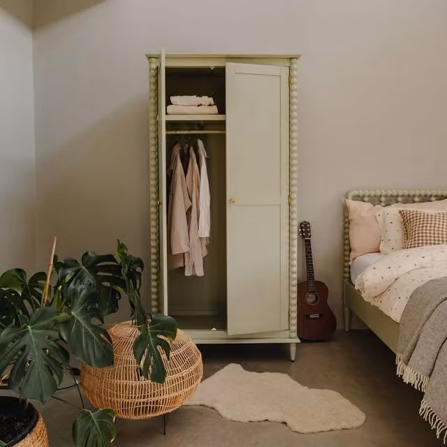 Statement Furniture Cromwell Double Wardrobe with Bobbin Design in Green, H 200 cm x W 100 cm x D 62 cm