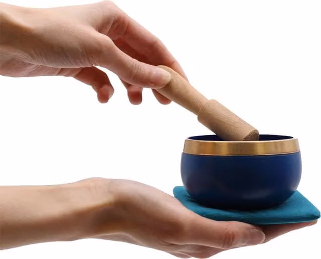 KDMK Chakra Pyramid Singing Bowl Gift Set, Multicolour Ceramic Tabletop Set