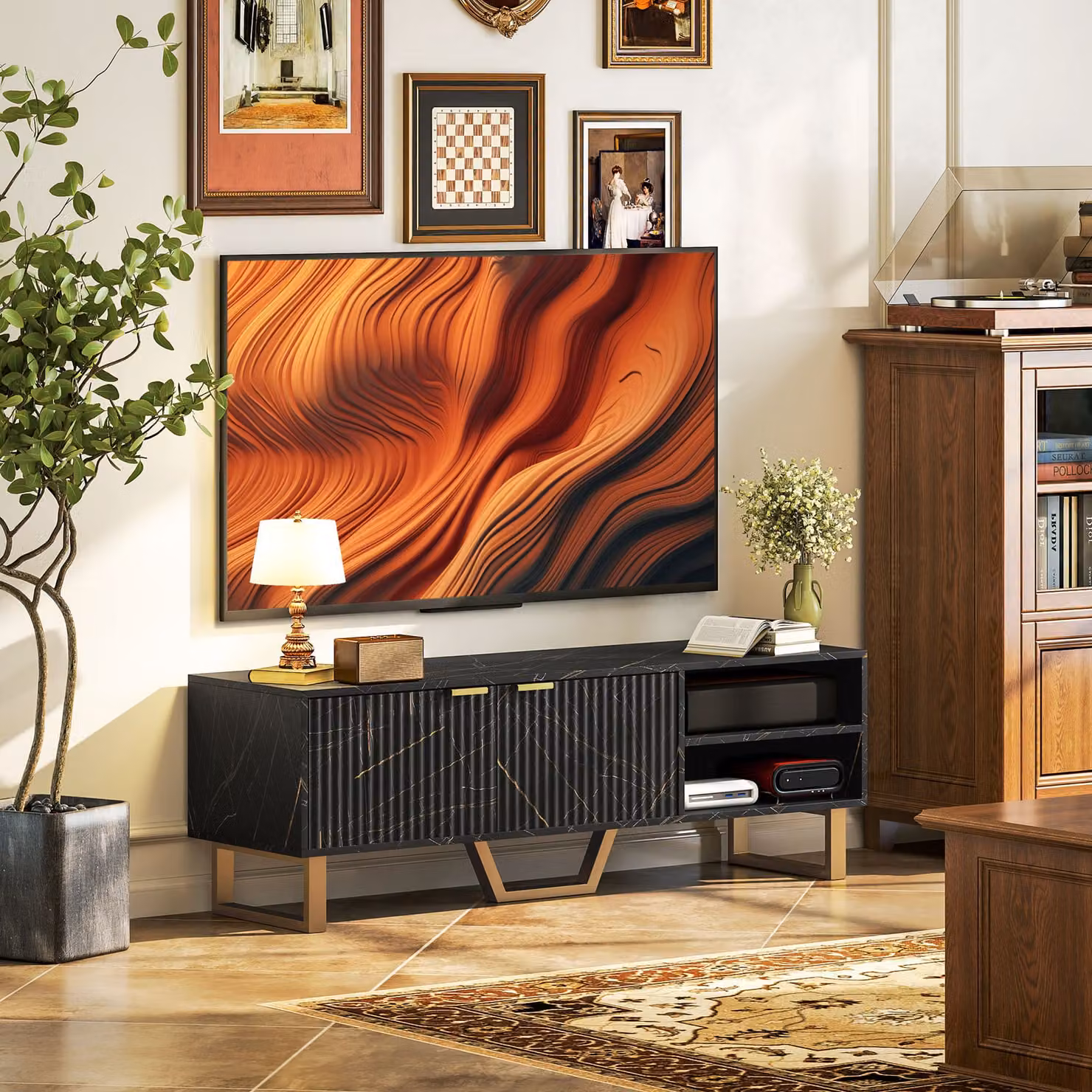 HOMCOM Modern Marble Effect TV Unit in Black and Gold with Fluted Doors and Storage Shelves, W: 140.0 cm, H: 47.0 cm, D: 20.7 cm – 2