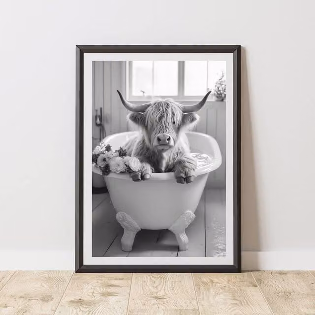 60 SECOND MAKEOVER Highland Cow Flower Animal Print Paper Poster, Multicolour, A3