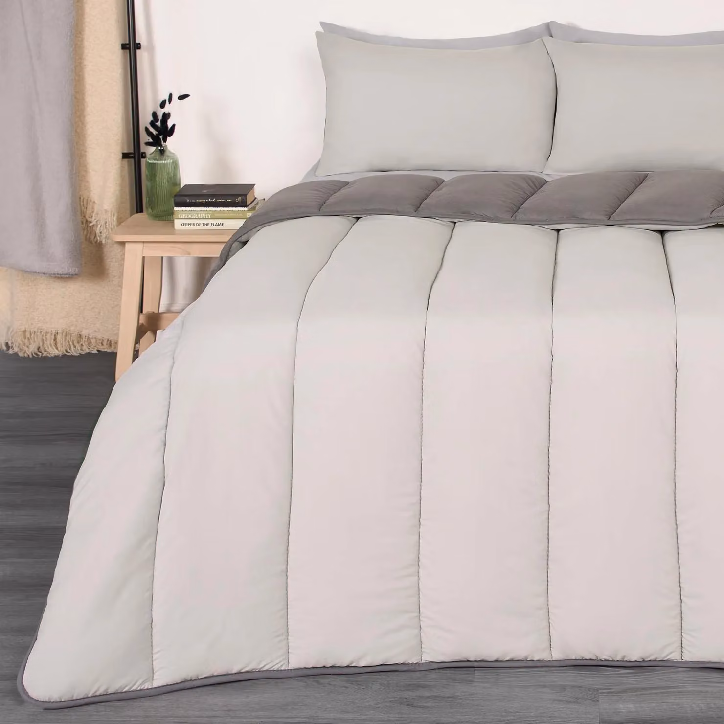 OHS Single Coverless Duvet and Pillowcase Set, 10.5 Tog Reversible Microfibre Quilt in Grey/Silver, W/D/H: 135 x 200 cm – 4