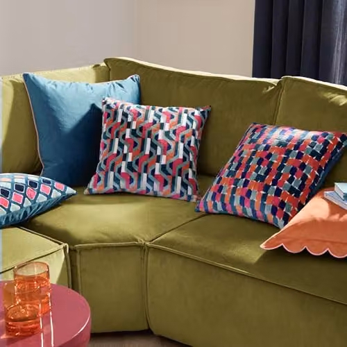 Riva Home Metro Prism Multicolour Velvet Jacquard Decorative Square Cushion, W/D/H: 45 x 45 x 45 cm – 4