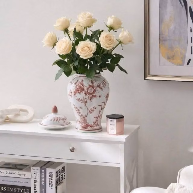 Wyld and Coco White and Red Porcelain Flower Vase with Lid, Round Antique Floral Ginger Jar Style – 1
