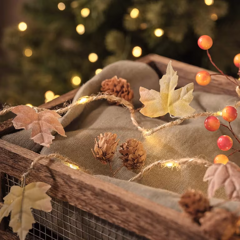Lights4fun Autumn Orchard Leaf and Pinecone Micro LED Garland, Warm White Multicolour