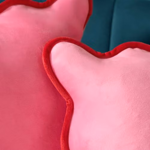 OHS 2 Pack Matte Velvet Scallop Edge Cushion Covers in Pink and Red, W/D/H: 45 x 45 x 45 cm – 3