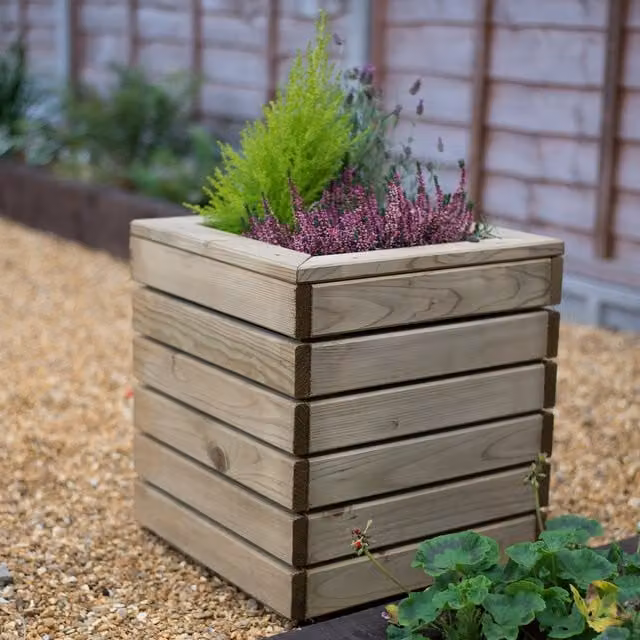 Forest Linear Square Wooden Planter in Brown, W/D/H: 40 x 40 x 40 cm
