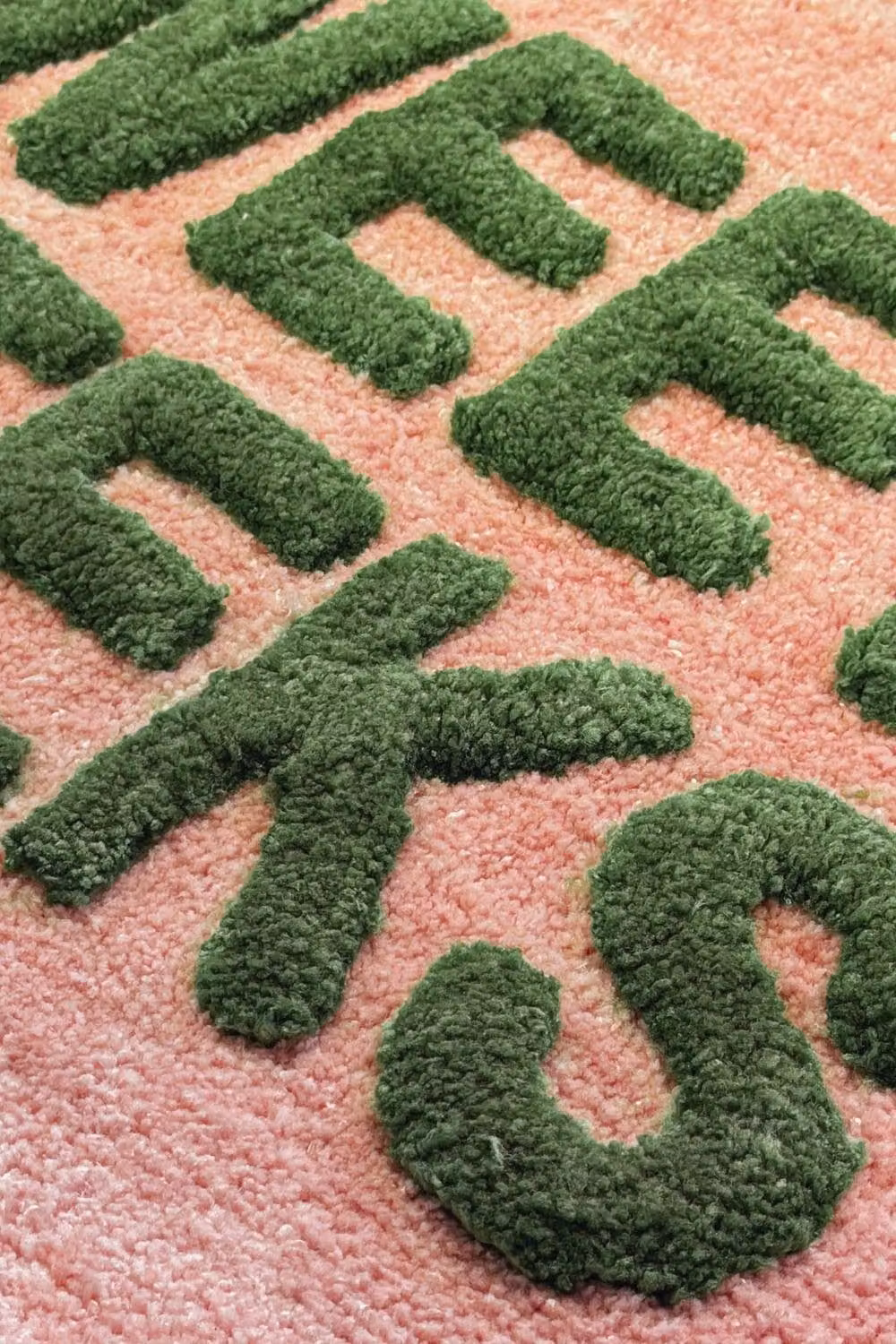 Mooky Mats Sweet Cheeks Scalloped Pink Bath Mat – 3