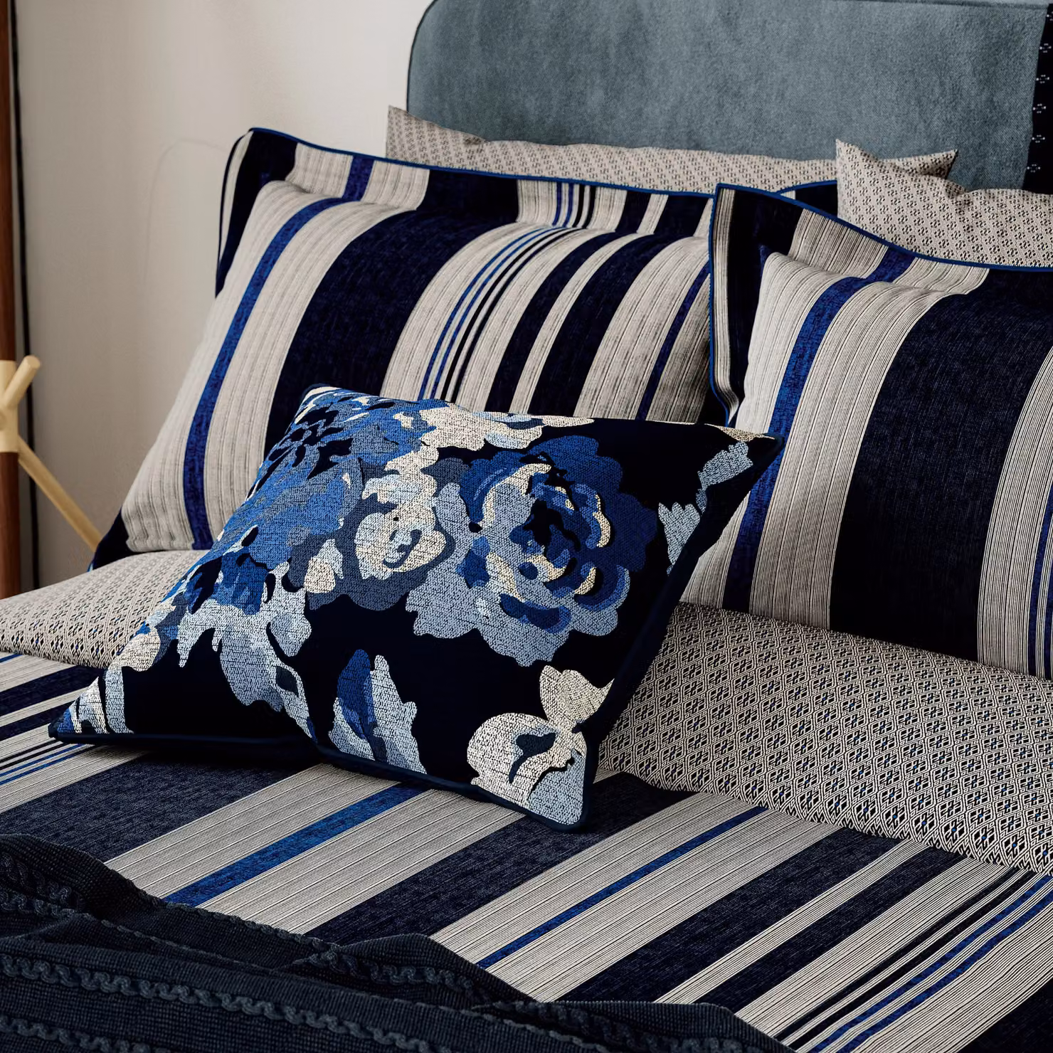 Bedeck of Belfast Imara Super Kingsize Cotton Mako Satin Duvet Cover and Pillowcase Set, Blue Striped, W: 200 x H: 200 cm – 2