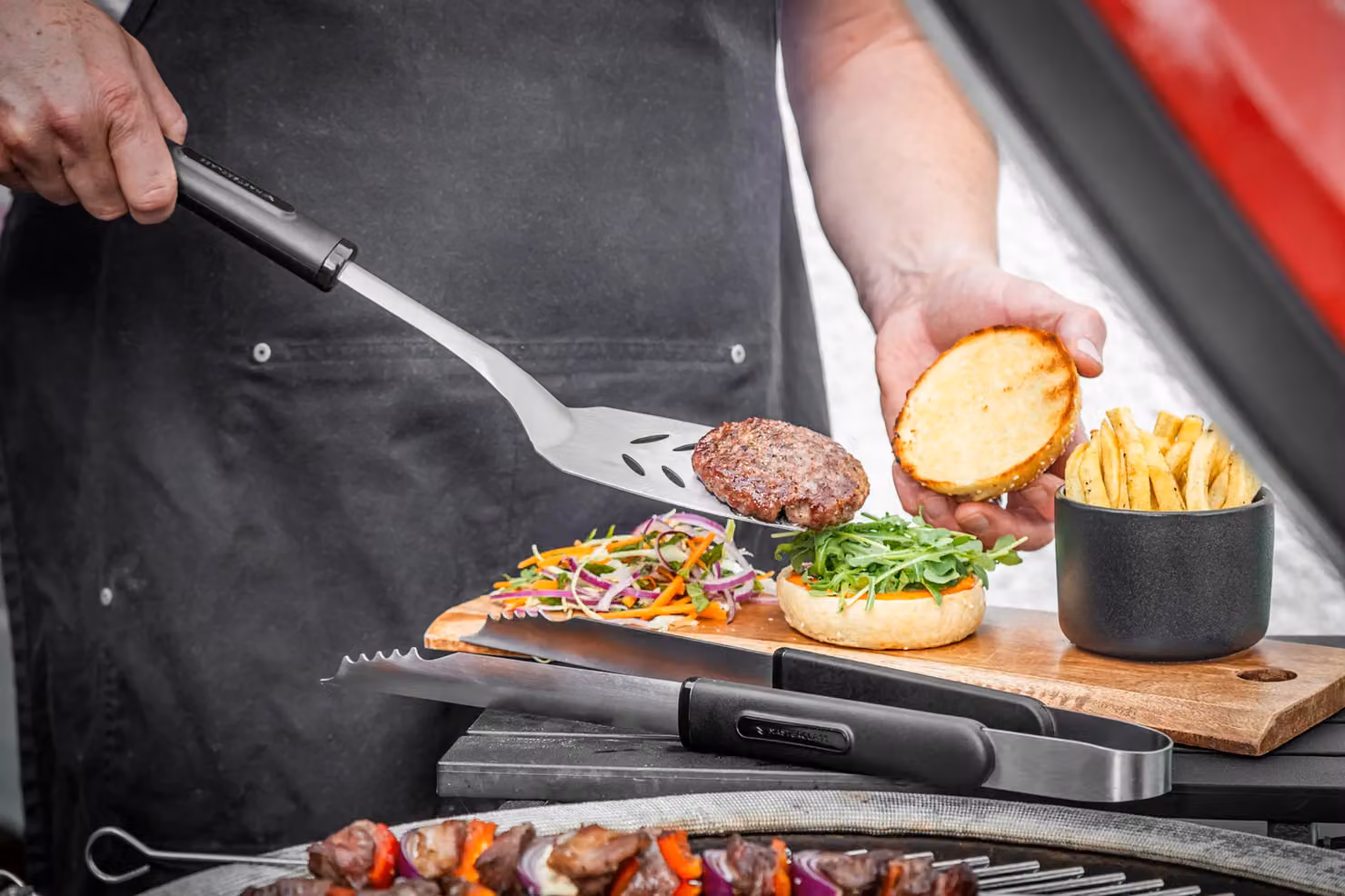 MasterClass Barbecue Tongs and Turner Set of 2 in Black Stainless Steel – 3