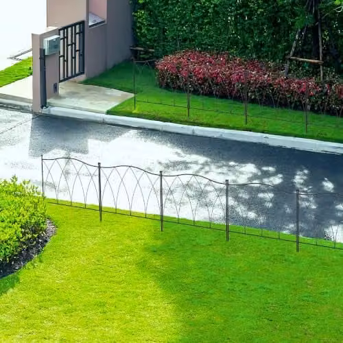 Outsunny 5-Piece Black Metal Palisade Garden Fence Decoration, In-Ground Border Edging, W/D/H: 305 x 62 x 5 cm – 5