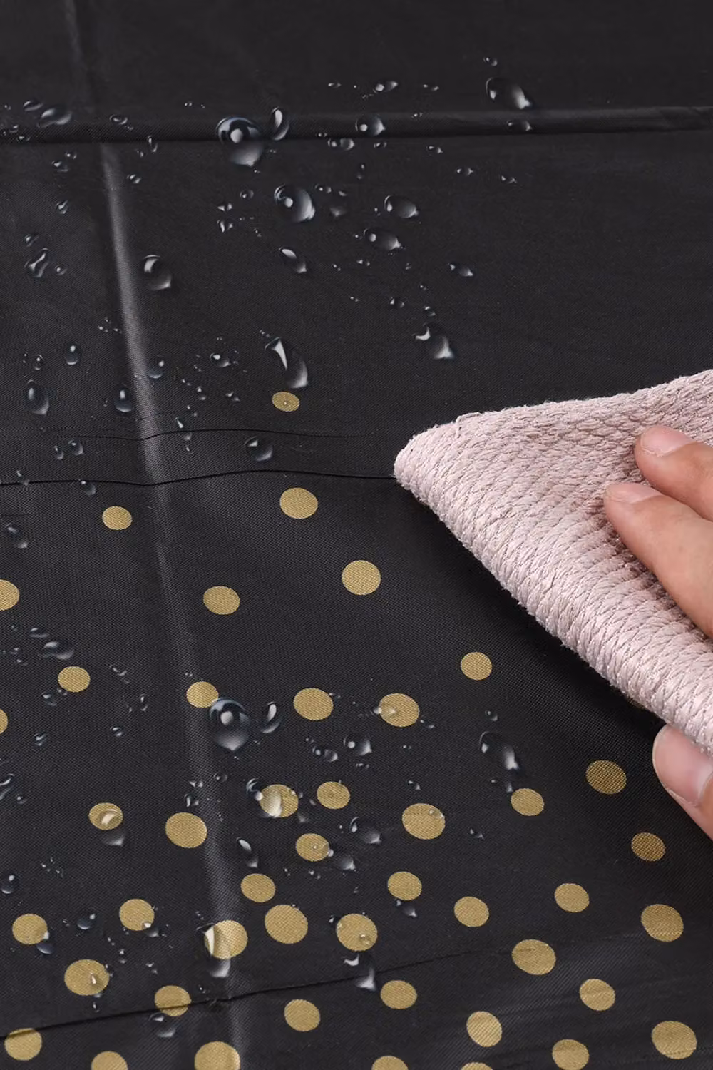 Neel Blue Glamour Dotted PVC Rectangular Tablecloth in Blue, Black and Gold, W: 137 cm, L: 274 cm – 3