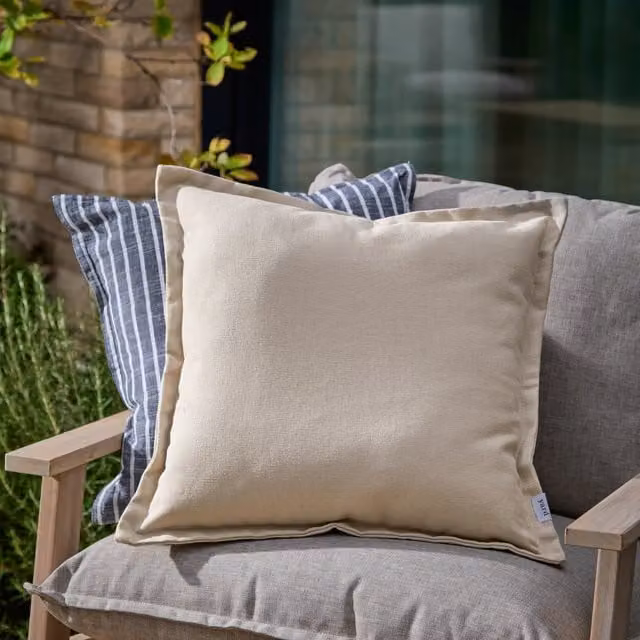 Yard Holmfirth Natural Beige Canvas Outdoor Filled Square Cushion W/D/H: 45 x 45 x 45 cm