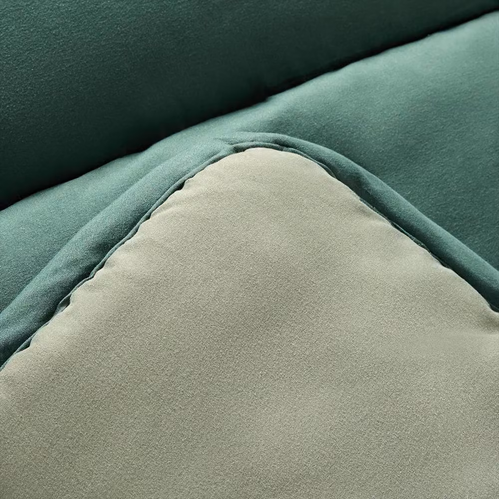 OHS Reversible 10.5 Tog Coverless Microfibre Duvet with Pillowcases, Green, W/D/H: 200 x 220 cm – 2