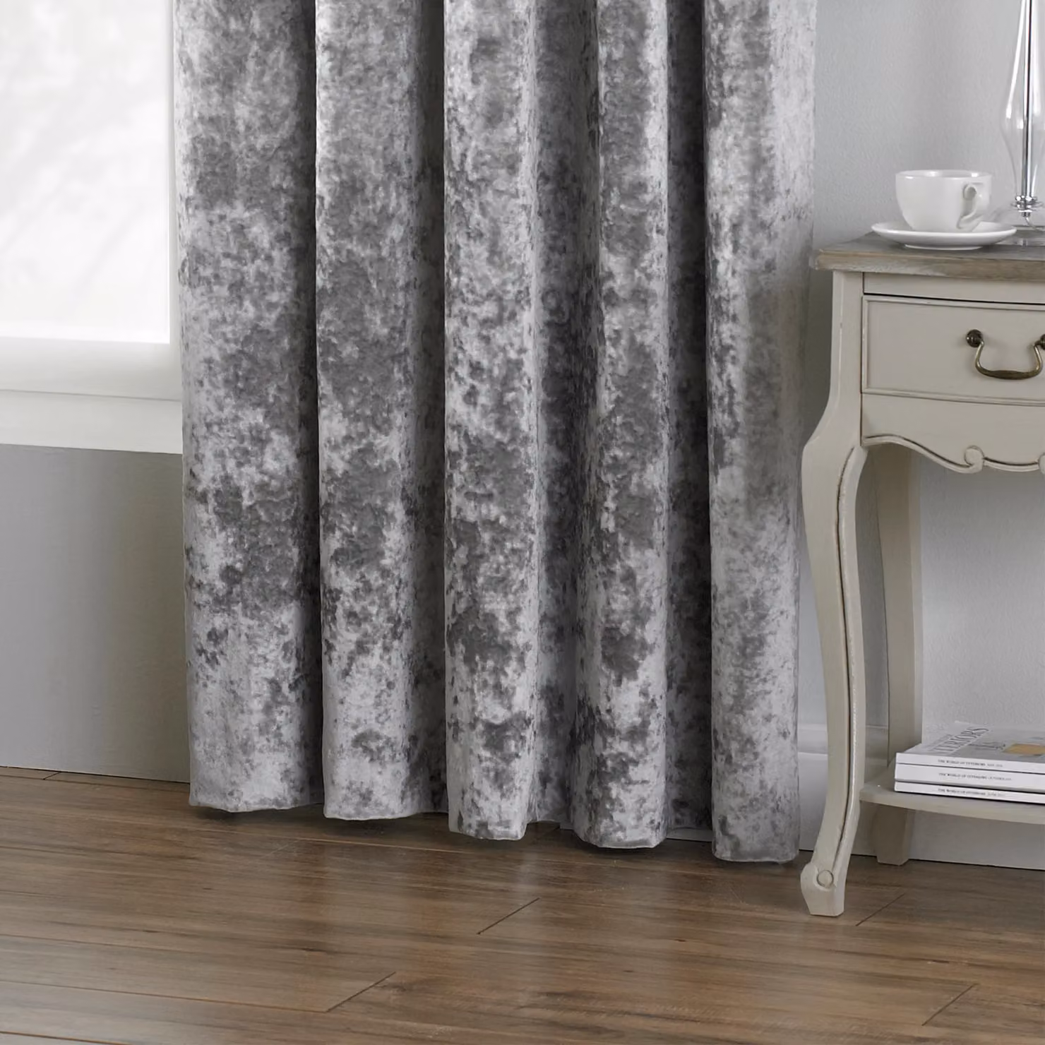 Paoletti Verona Silver Crushed Velvet Eyelet Curtains, Width: 117 cm, Drop: 137 cm – 3