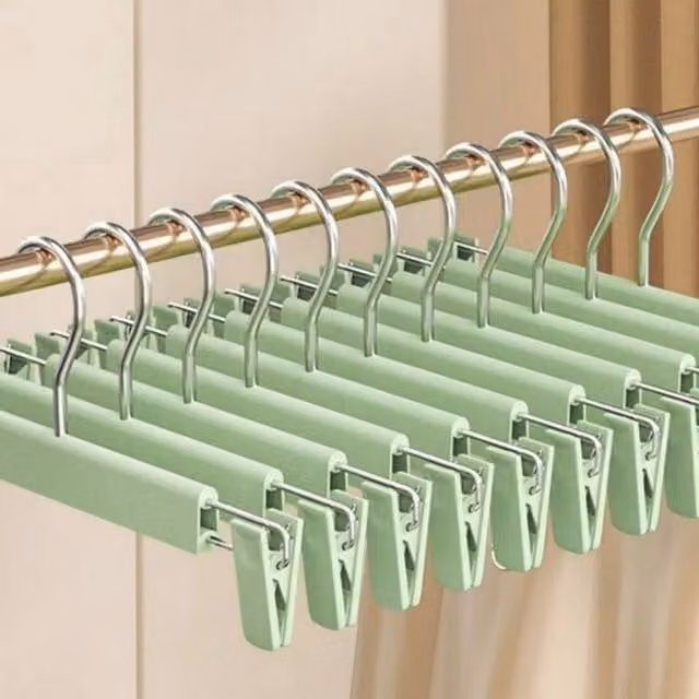 Kelvenix Green Skirt Hangers with Non-Slip Adjustable Clips and Swivel Hooks – 1